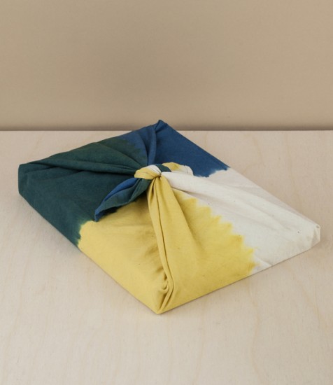 Furoshiki, large, common garcinia (yellow) x indigo