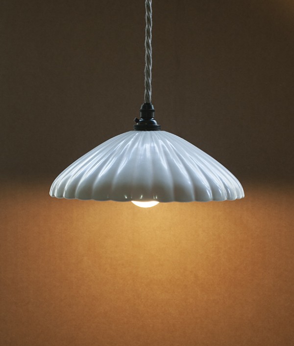 Hiraki chrysanthemum blooming pendant lamp