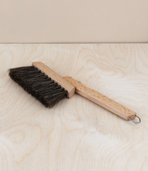 Espresso machine and coffee brush