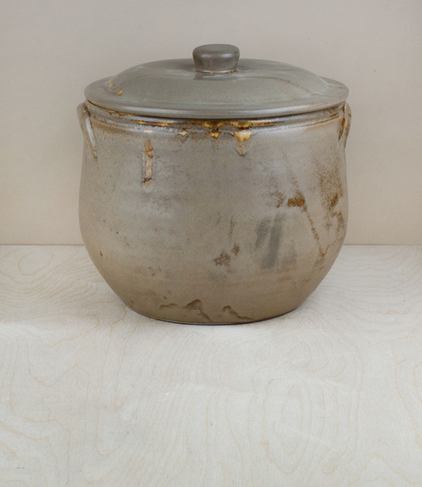 Portuguese terracotta large soup pot with lid
