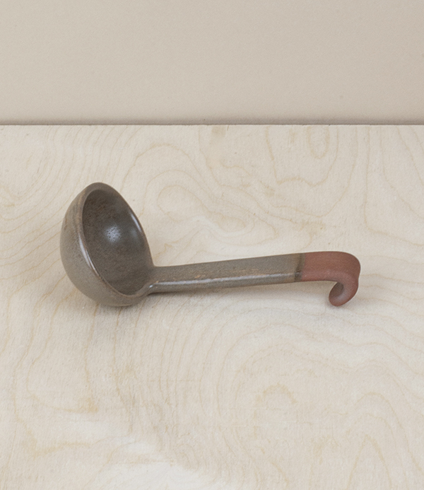 Portuguese terracotta sauce ladle, Honey