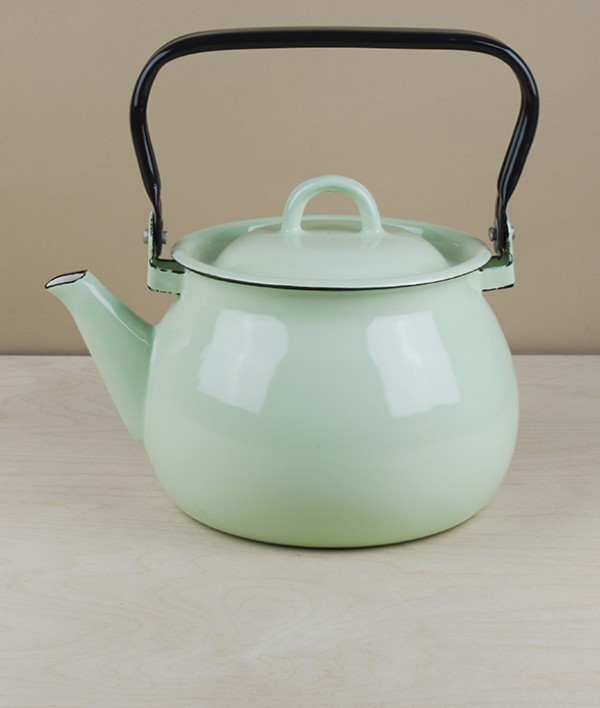 Ukrainian enamel kettles, 2 litres