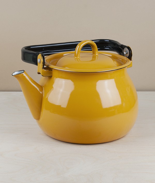 Ukrainian enamel kettles, 2 litres