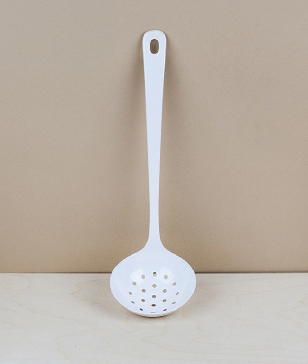 Japanese enamel draining ladle