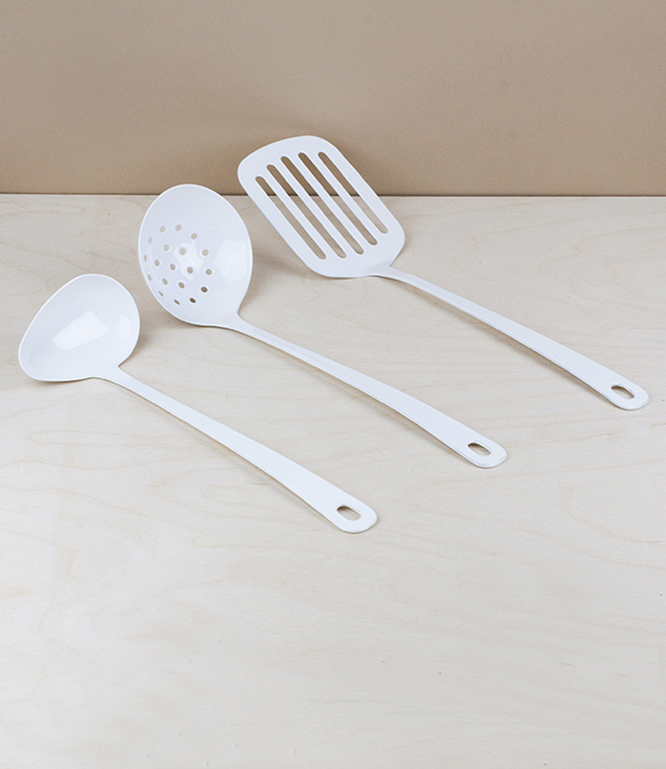 Japanese enamel pouring ladle
