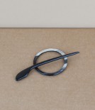 English hand-made natural horn scarf clip