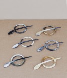 English hand-made natural horn scarf clip