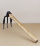 Japanese forked hand hoe