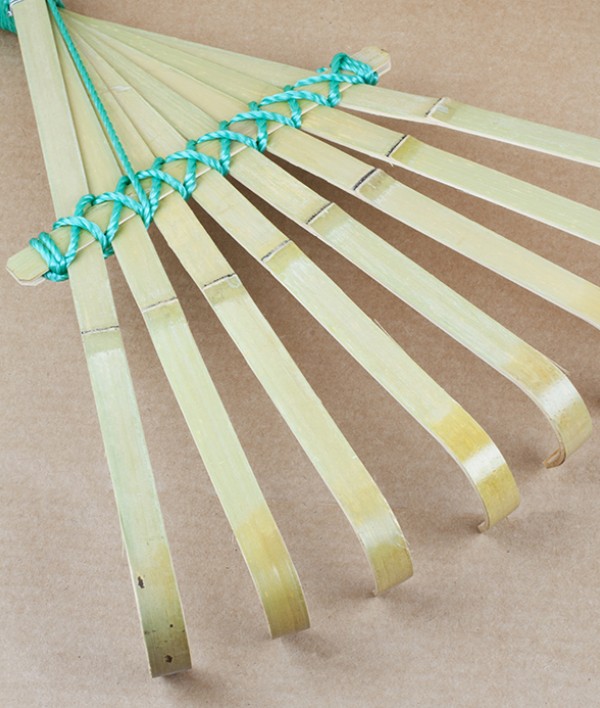 Japanese split bamboo hand rake