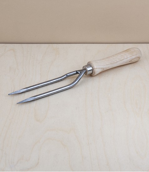 Sneeboer Hand-Forged Two-Tined Weeder