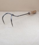 Sneeboer Hand cultivator, 2 tines
