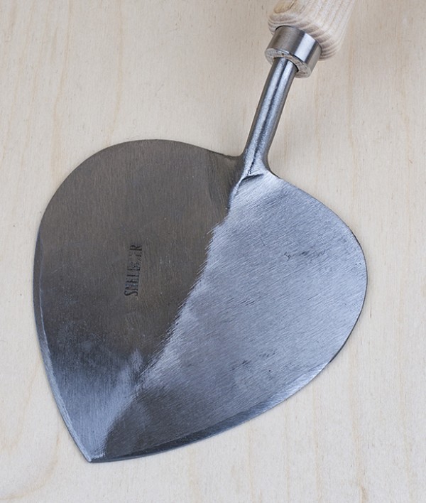 Sneeboer Hand-Forged 'Old Dutch' Trowel