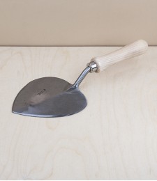 Sneeboer Hand-Forged 'Old Dutch' Trowel