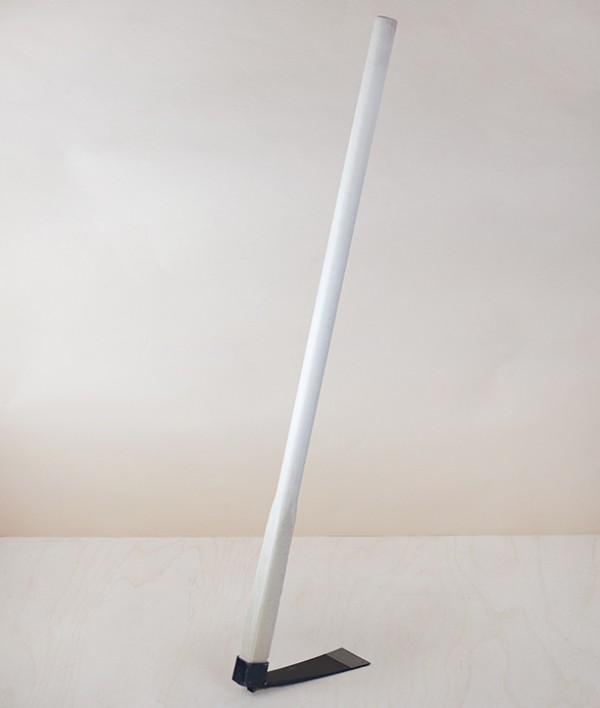 Bachi-kuwa, long handled trapezoid hoe