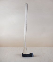 Kiwari ono, a Japanese wood-splitting axe