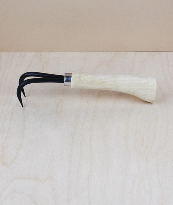 Ne-kaki, 2 tined root hook