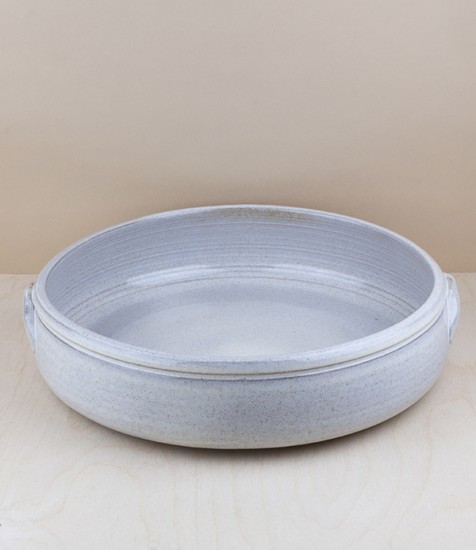 Portuguese terracotta round baker, large, white