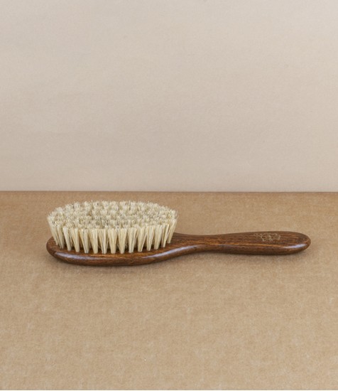 Cat brush, beech wood & bristle