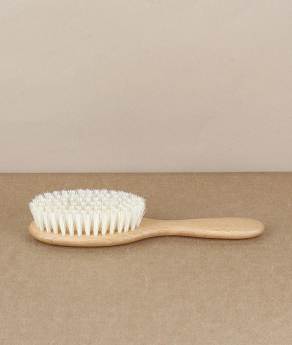 Hairbrush for children, beech & bristle