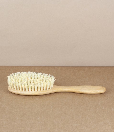 Hairbrush, vegan, natural tampico fibre