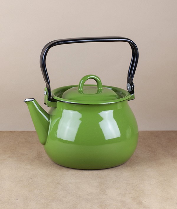 Ukrainian enamel kettles, 2 litres