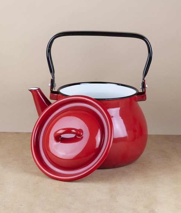 Ukrainian enamel kettles, 2 litres