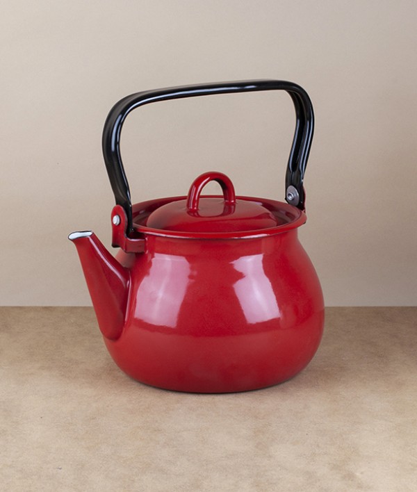 Ukrainian enamel kettles, 2 litres