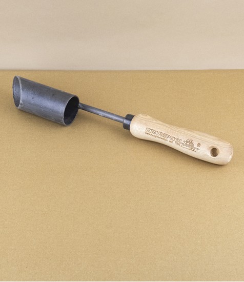 Krumpholz Ash-Handled Bulb Planter