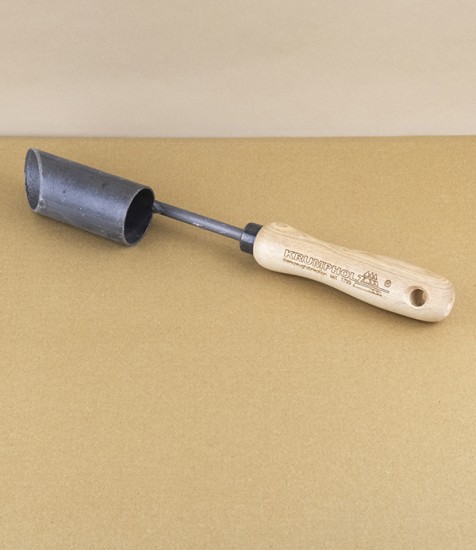 Krumpholz ash-handled bulb planter