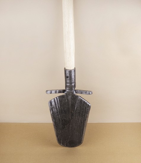 Krumpholz tapered spade with steps