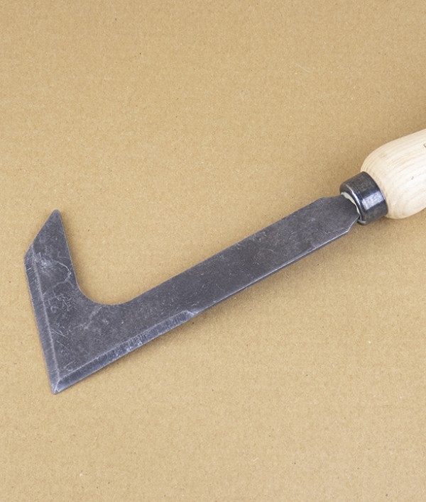 Krumpholz ash-handled weeding tool