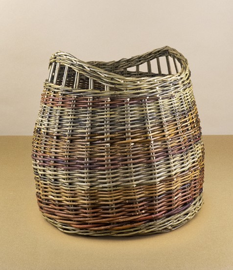 Worcestershire willow curvy Bredan / log basket